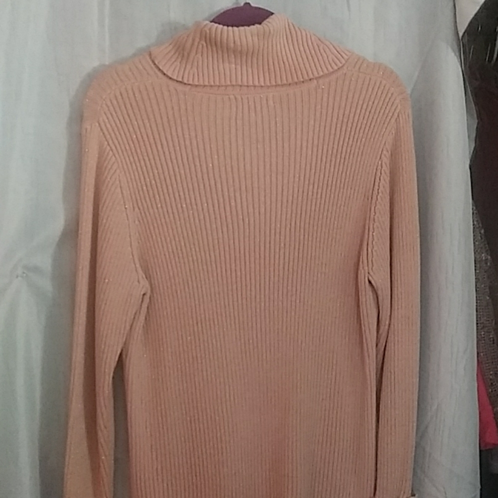 Sweater - Picture 5 of 5